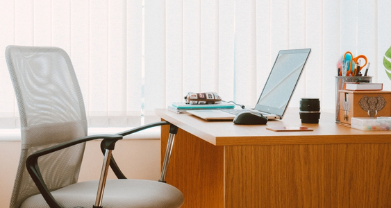 Why Choose Dubai License Renewal for Ejari Services in Deira?